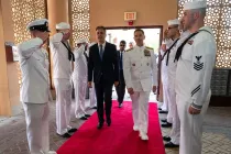 ביקור השר אלי כהן בבסיס הצי החמישי בבחריין
