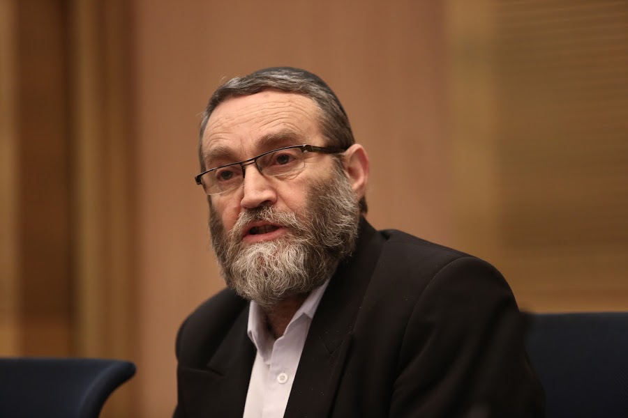 גפני להרשקוביץ: "בניגוד לחוק החרדים לא מתקבלים לעבודה" משה גפני