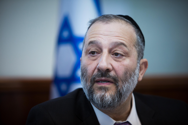 אריה דרעי: "אני שוקל לחזור לשדר ברדיו" שר הפנים, אריה דרעי