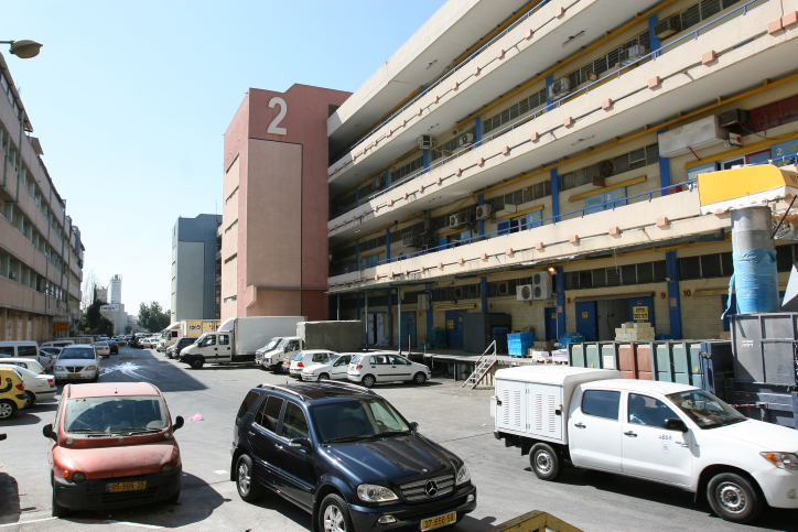גוש שלום: "חותמות הכשרות מסייעות לנו לאתר מפעלים מטעים" אזור תעשיה • אילוסטרציה