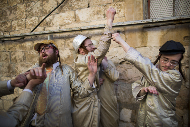 רגע לפני שנפרדים מאדר: שמחת פורים חזנית ועליזה פורים