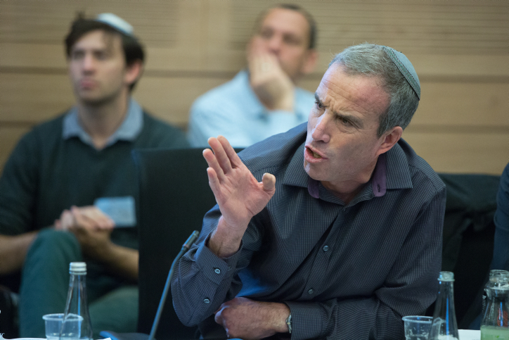 שטרן: אי אפשר לסמוך על הכשרות של הרבנות כי היא מושחתת אלעזר שטרן
