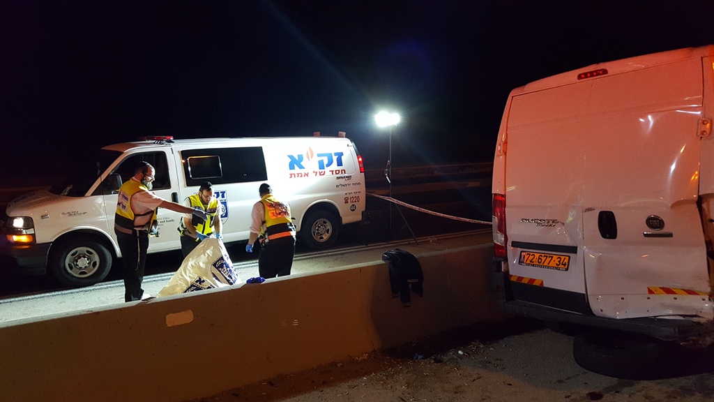 תאונה מחרידה בכביש 6: אם ובתה נהרגו: הרופאים נאבקים על חיי העובר תאונה. אילוסטרציה