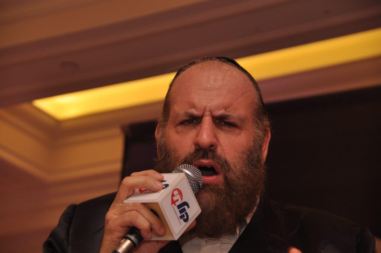מנדלסון מספר על השירה לנתניהו וגם, חושף: שיר חדש בדרך אפרים מנדלסון