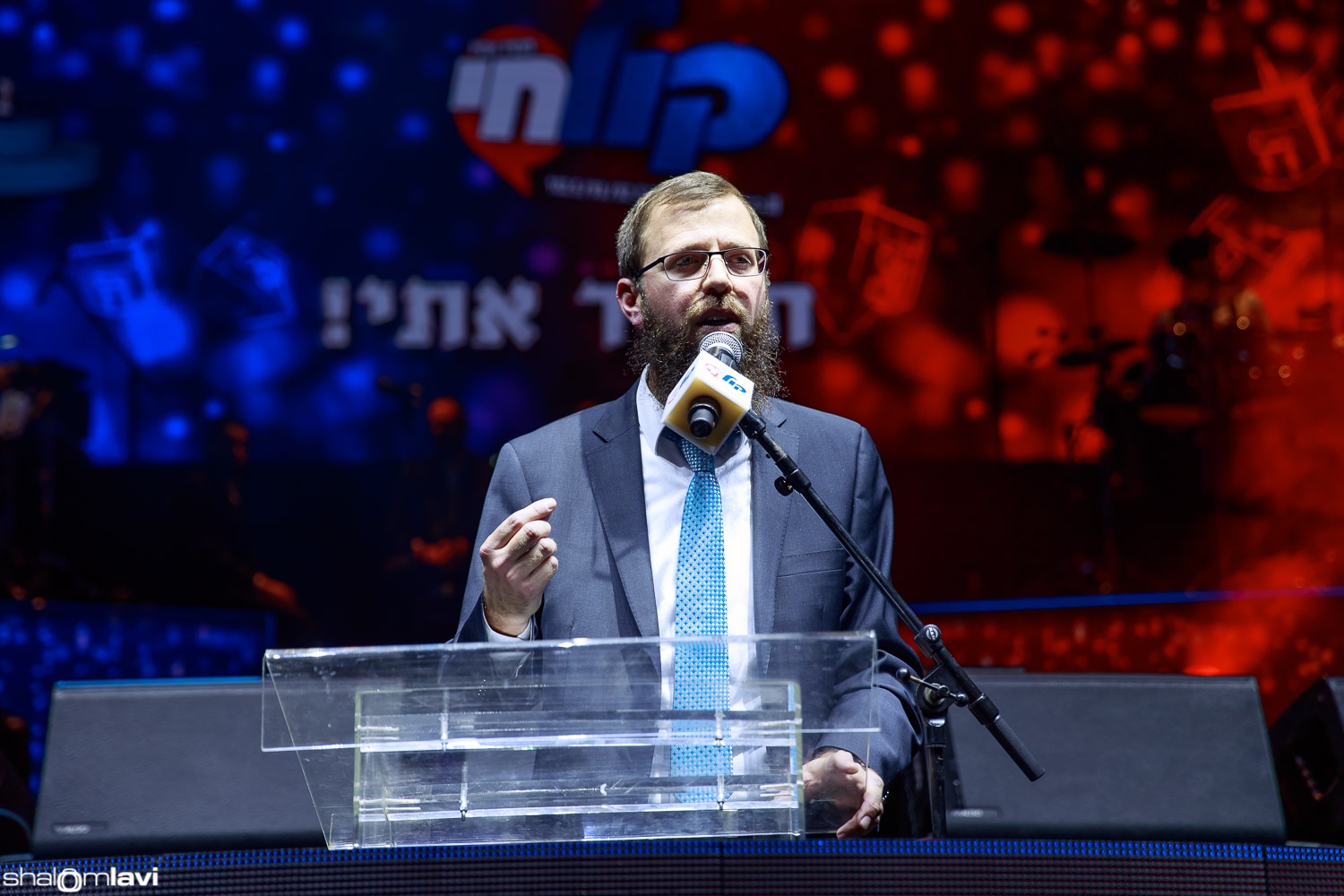 אבי רוזן על המיזם לשמירת קדושת בהכנ"ס: "זאת השליחות שלנו" ארנה - אבי רוזן נואם