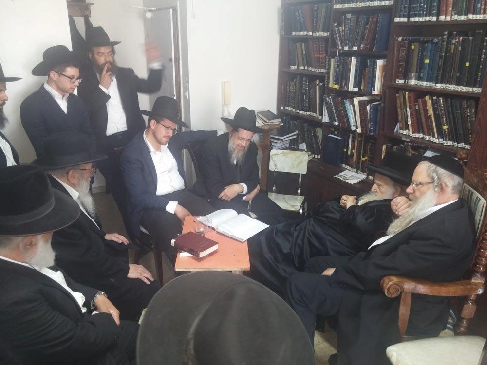 אל נא רפא נא לו • המשגיח הרב אהרון חדש פונה לבית החולים ר' אהרן חדש ורב''צ קוק
