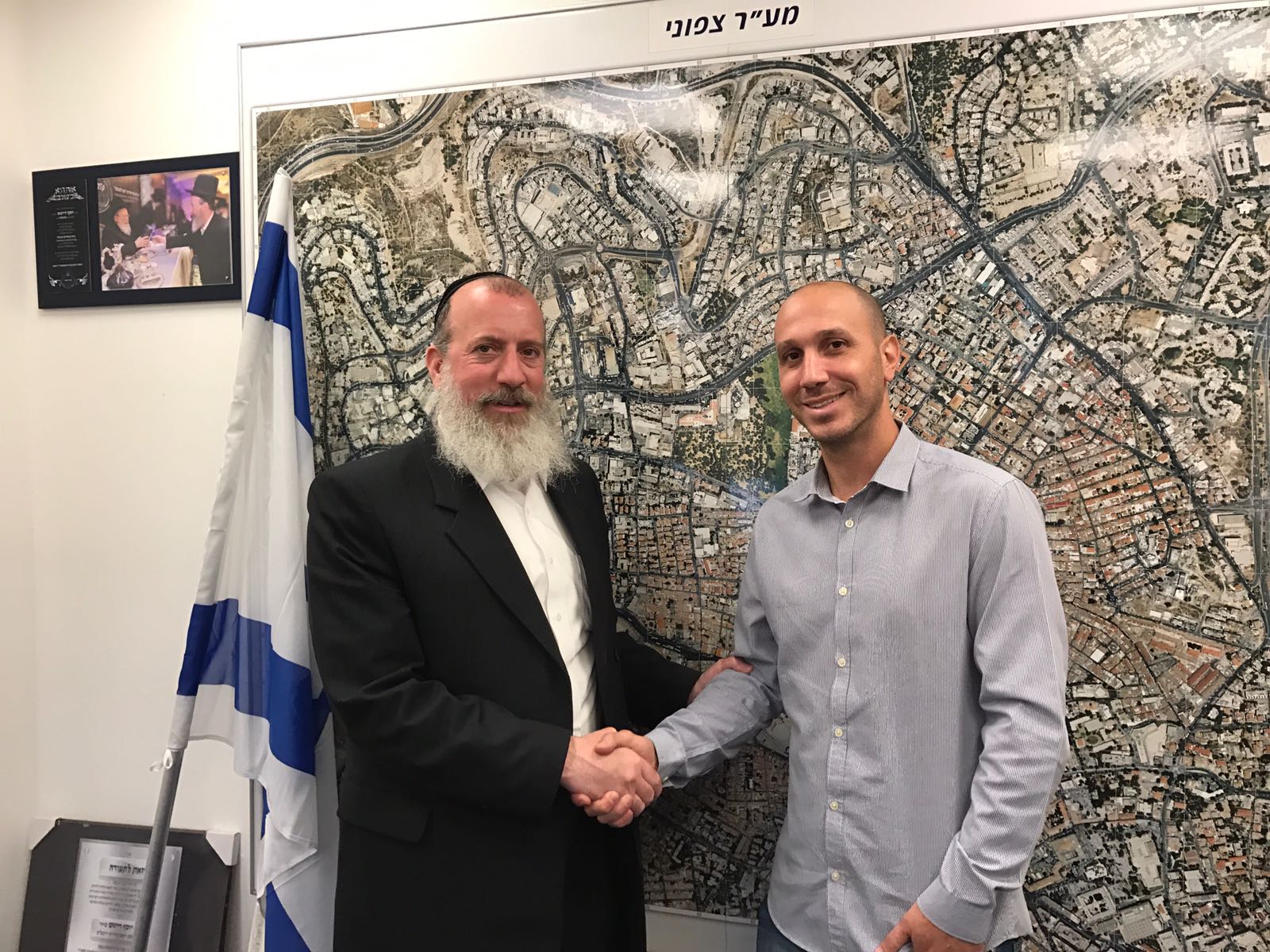 הר' יוסף דייטש ומנכ"ל פנגו – יוסרו המדחנים בי-ם מנכל פנגו עם יוסי דייטש