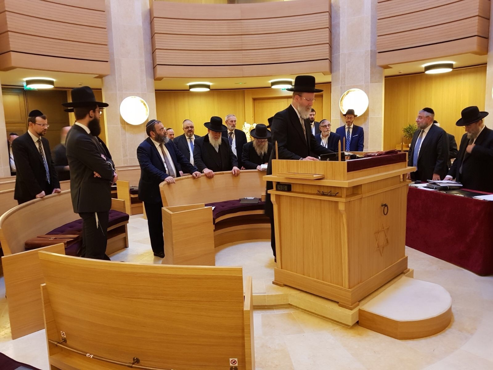 מונקו: רבני אירופה קבעו קריטריונים אחידים בנושאי הגיורים ביבשת בתפילה לרפואת מרן הגראי"ל שטינמן