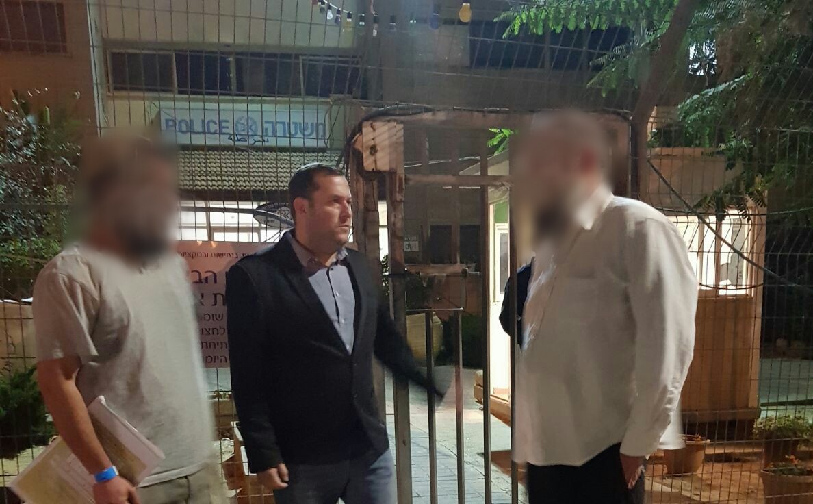 ניסיון הלינץ' בילדים: לאחר הודעת צה"ל, דגן מעניק תעודות הוקרה ראש מועצת שומרון והורי הילדים