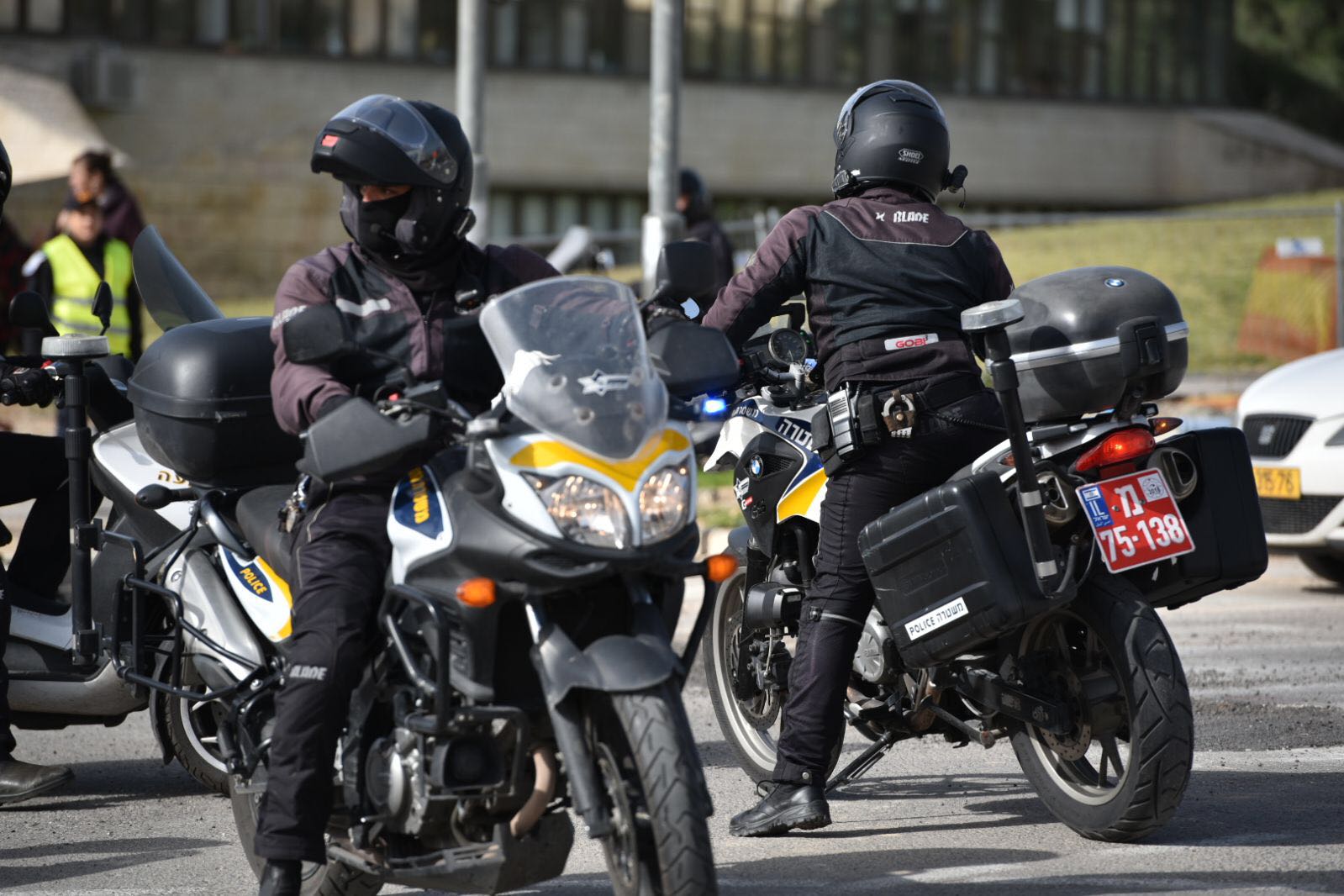 בתום חקירה: נתפס צעיר שפרץ לישיבה וגנב סכומי כסף וחפצים של הבחורים אילוסטרציה