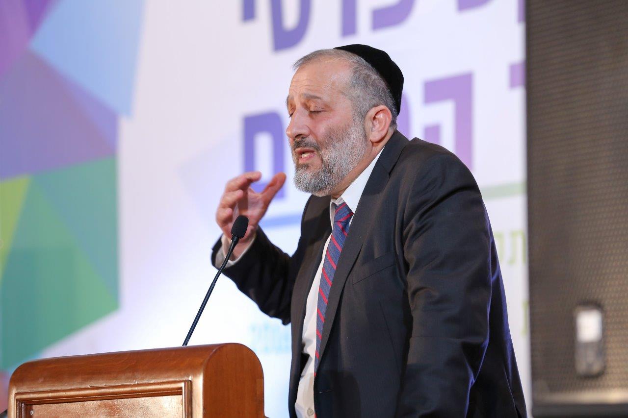 דרעי החליט: חברת הקונגרס המסיתה תיכנס לארץ דרעי