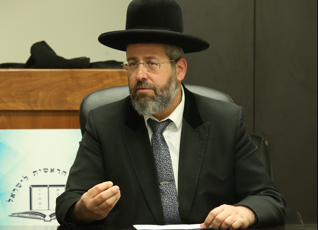 ברכת האילנות: תשובתו של הרה"ר לתושב אוסטרליה הרב הראשי הגר"ד לאו