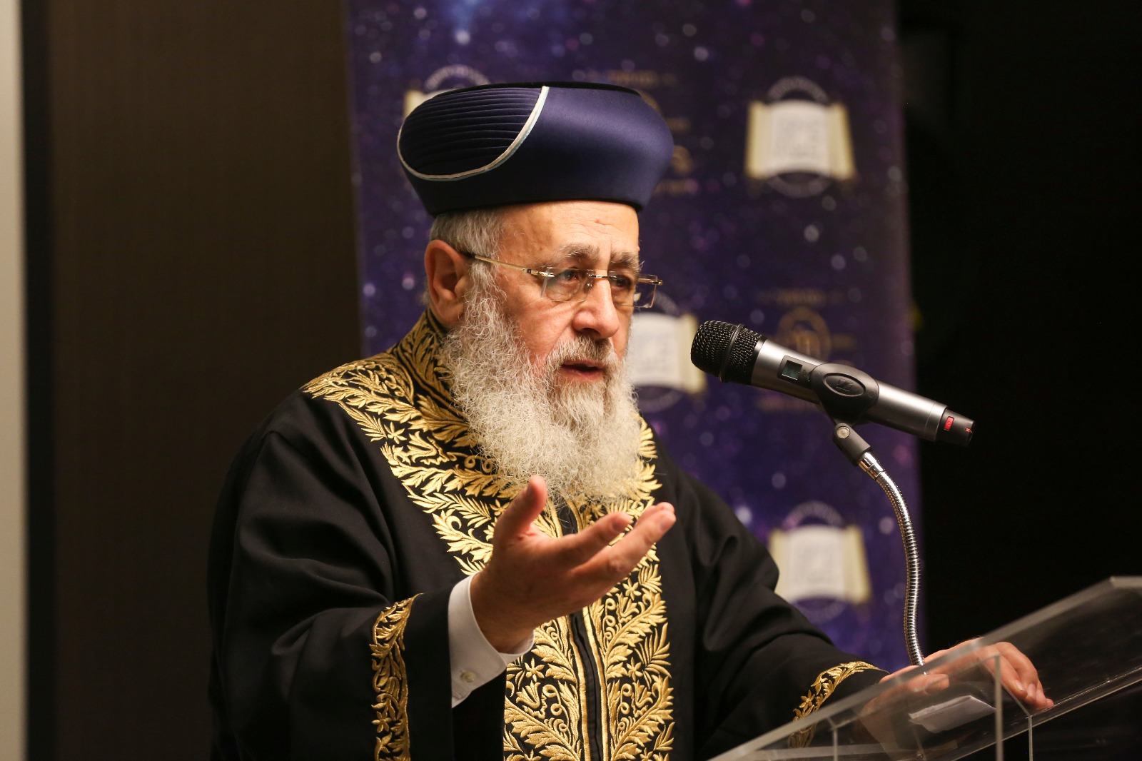 מרן הגר"י יוסף: "הגר"נ קרליץ – מעמודי התווך של פסיקת ההלכה" מרן הראשל"צ הגר"י יוסף