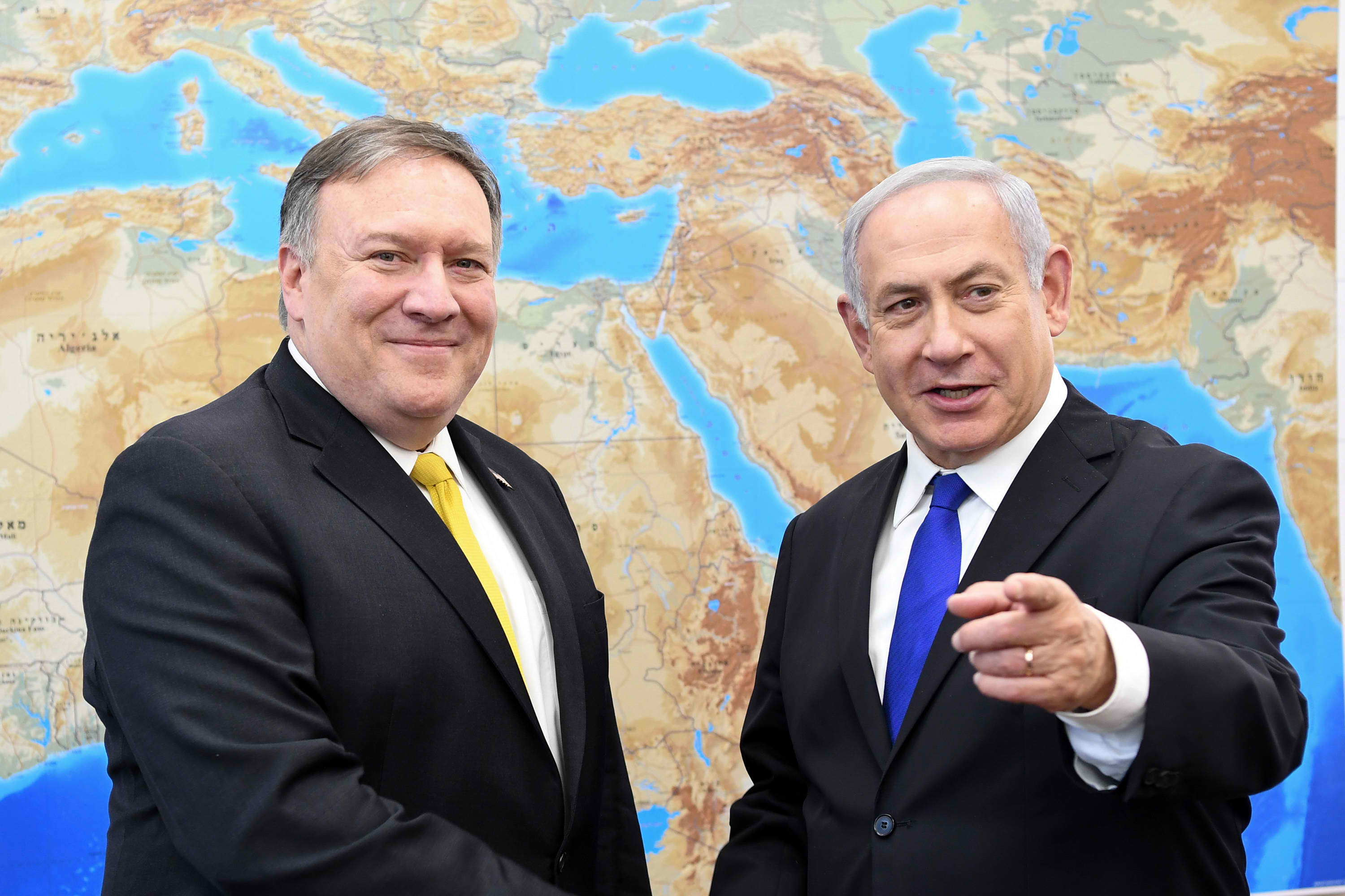 התכנית האמריקנית להפלת המשטר: הסנקציות הקשות ביותר בהיסטוריה F180429MSUS03