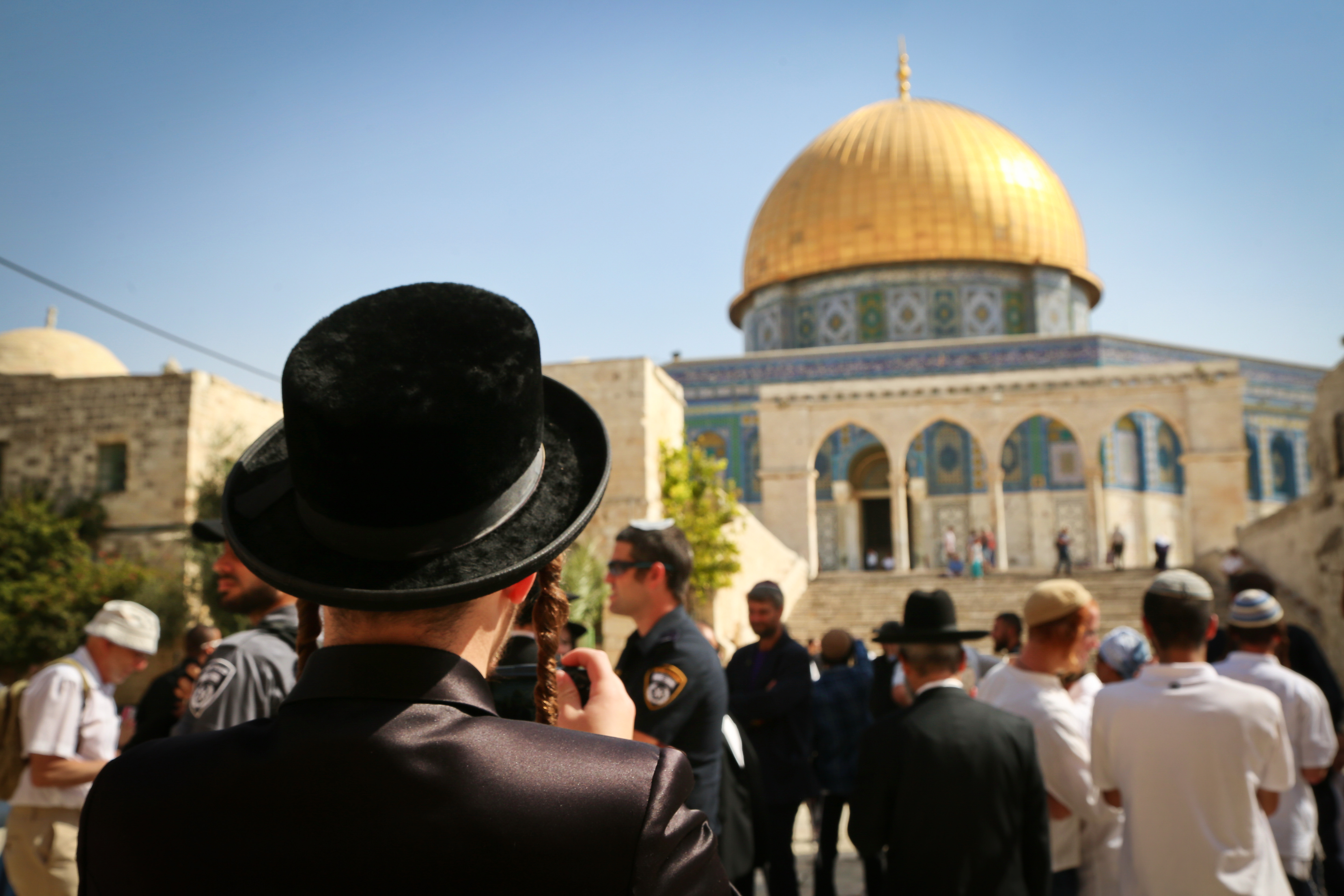 התפללו וניצחו את בית המשפט: ויתור לעצירות על תנאי ערבות ושוחררו .