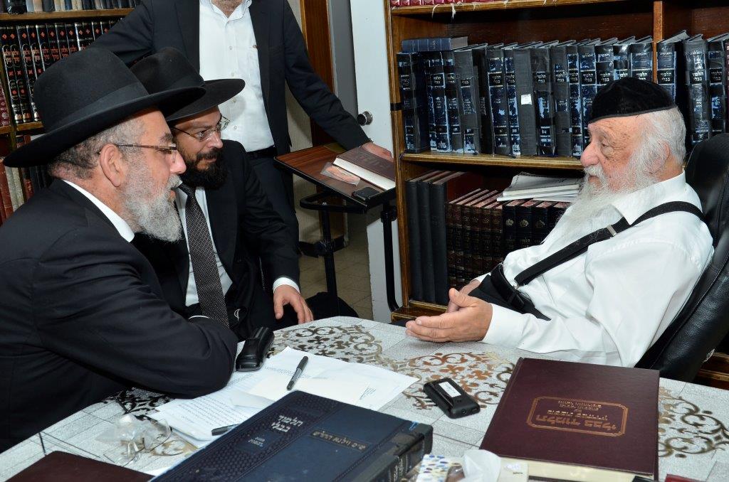 "הויתור על הדברים הקטנים – מסירות נפש" הרב פוברסקי