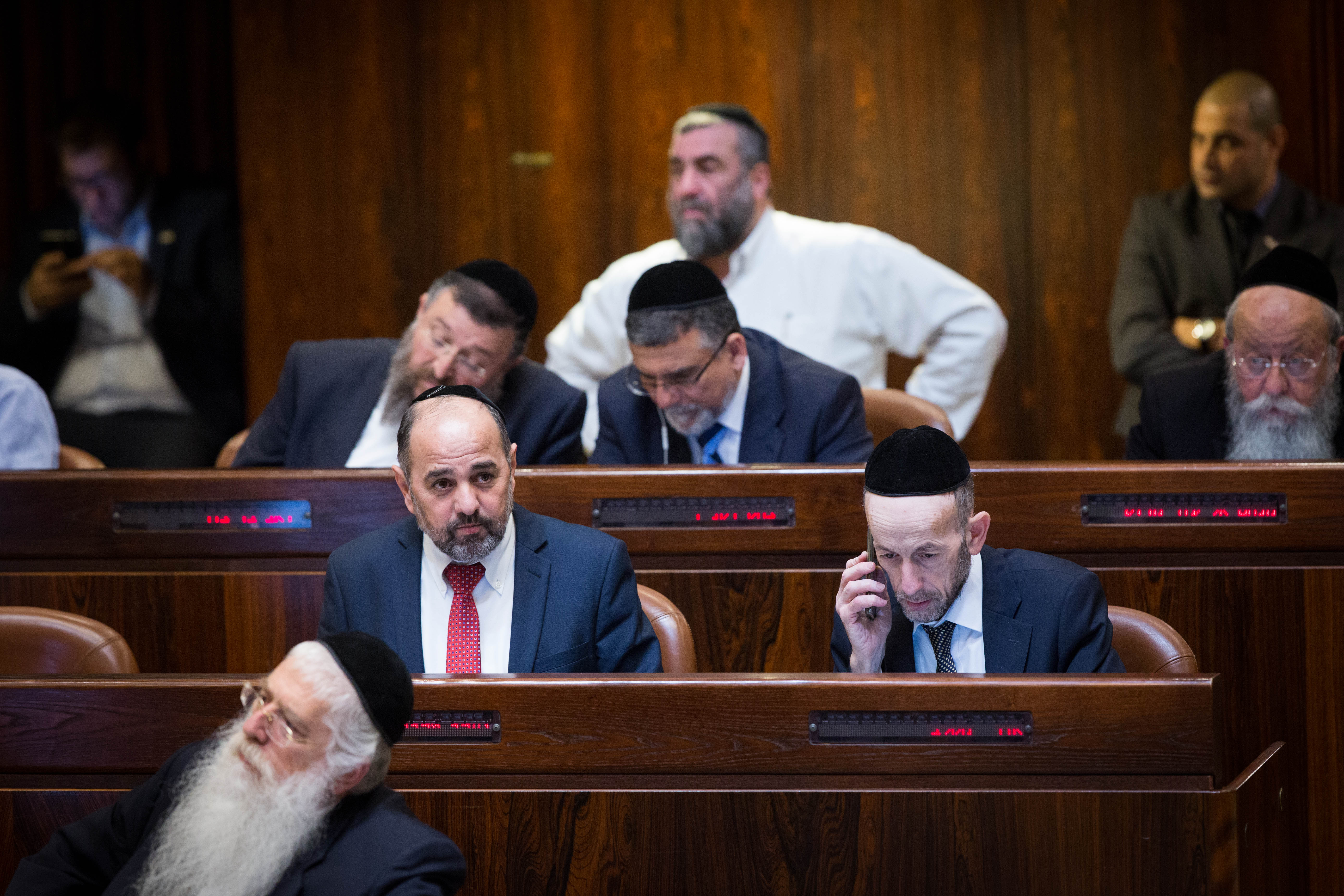 מרגי ל'קול חי': חוק הגיוס הוא הרע במיעוטו וצריך לקבל אותו .