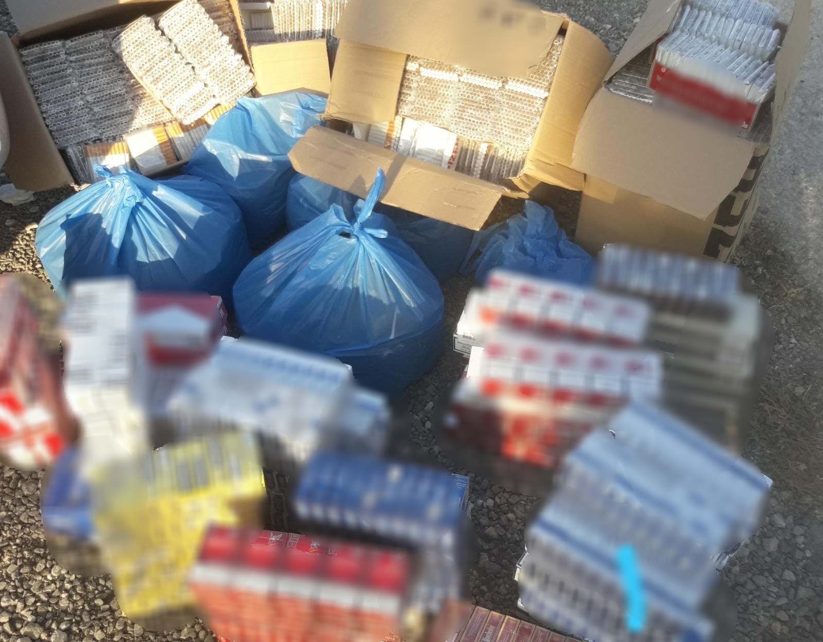 מריח רע: נהג פלסטיני ניסה להבריח טבק וסיגריות ונתפס הסחורה המוברחת שנתפסה היום