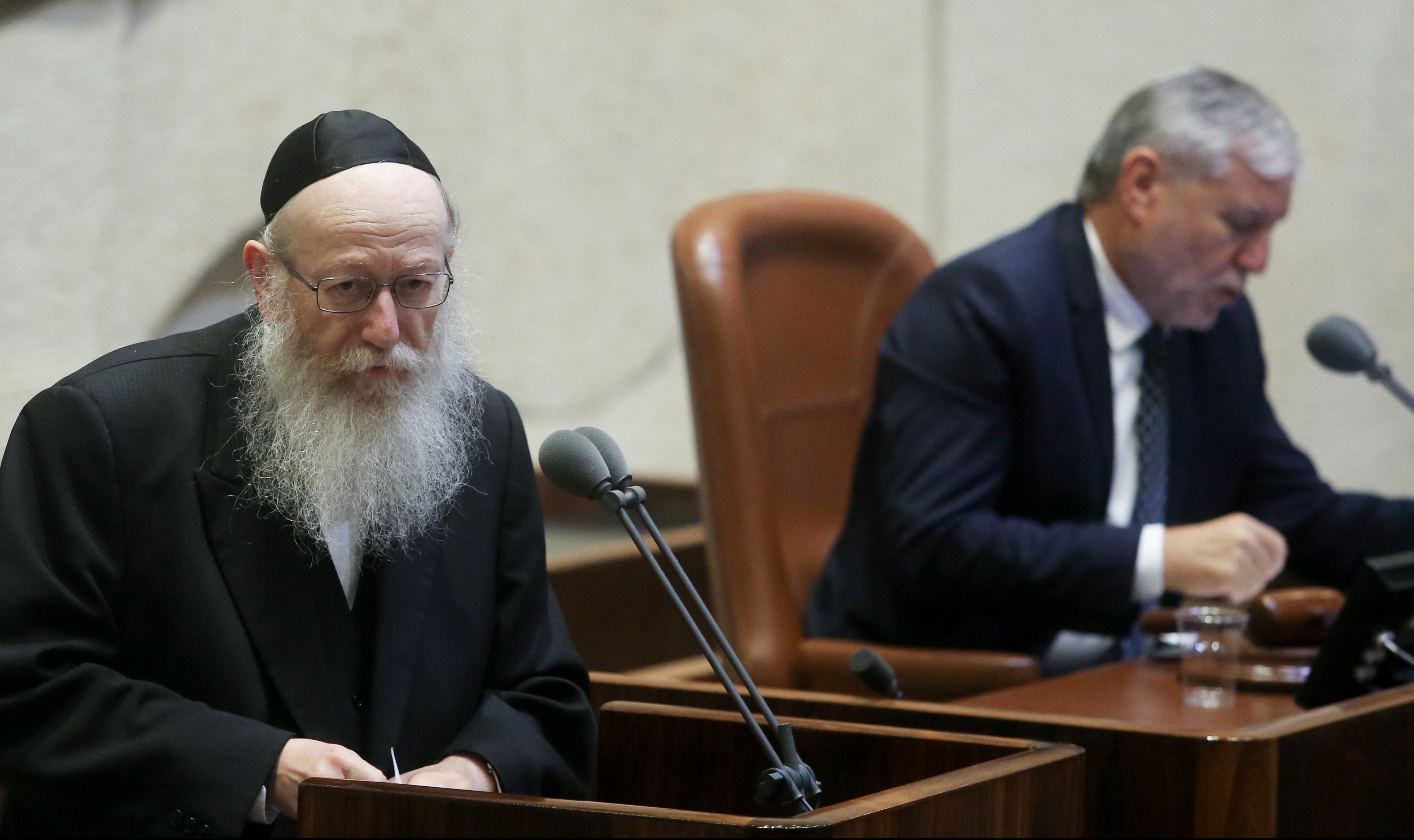 חוק הגיוס אושר בקריאה ראשונה; הסיעות החרדיות התנגדו ליצמן