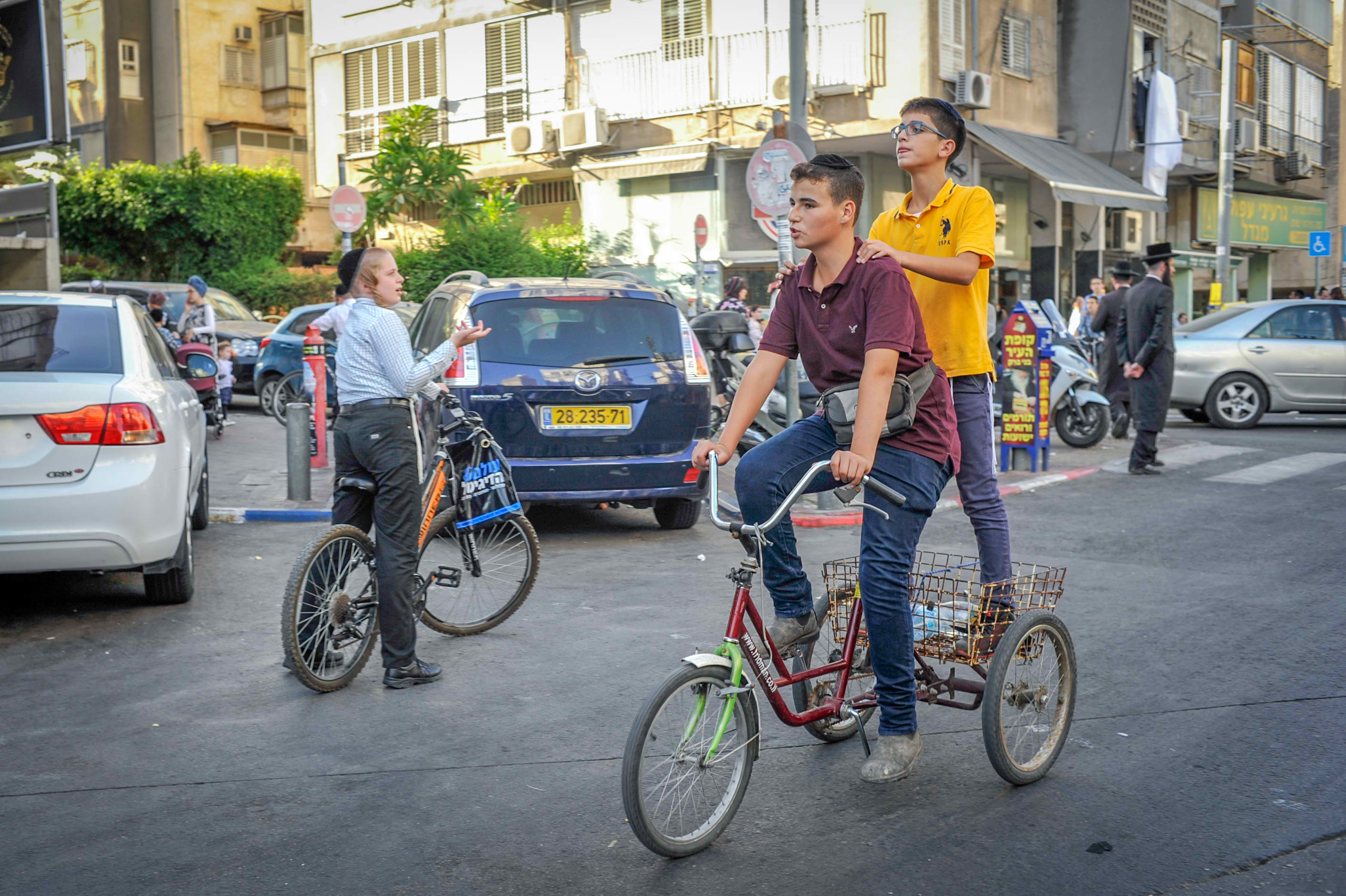 בני ברק: מיניבוס פגע בילדה אילוסטרציה