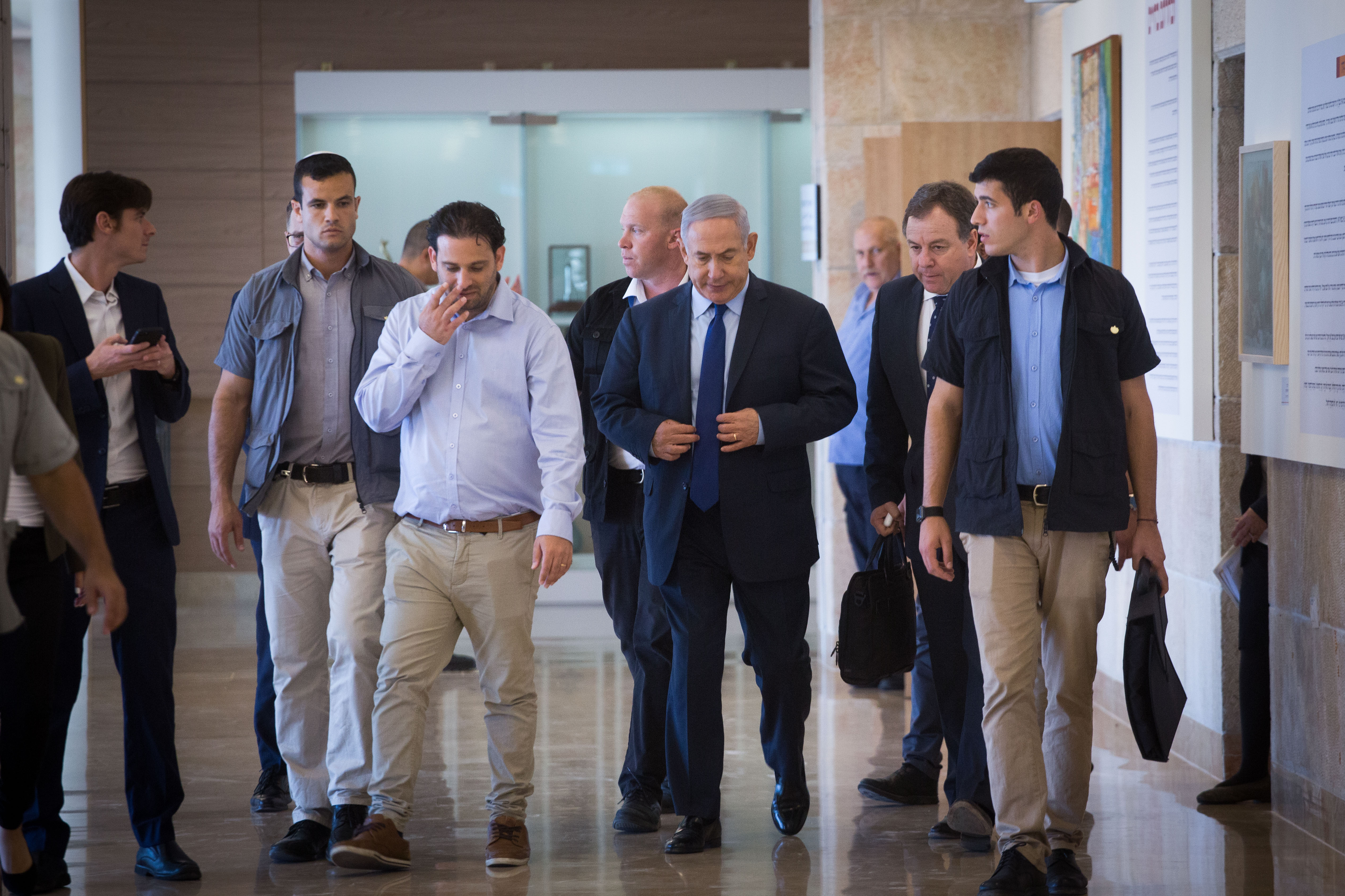 אורלי לוי נגד נתניהו: "לא יכול לקיים את מחוייבותו לציבור" ראש הממשלה מרגיש טוב מתמיד