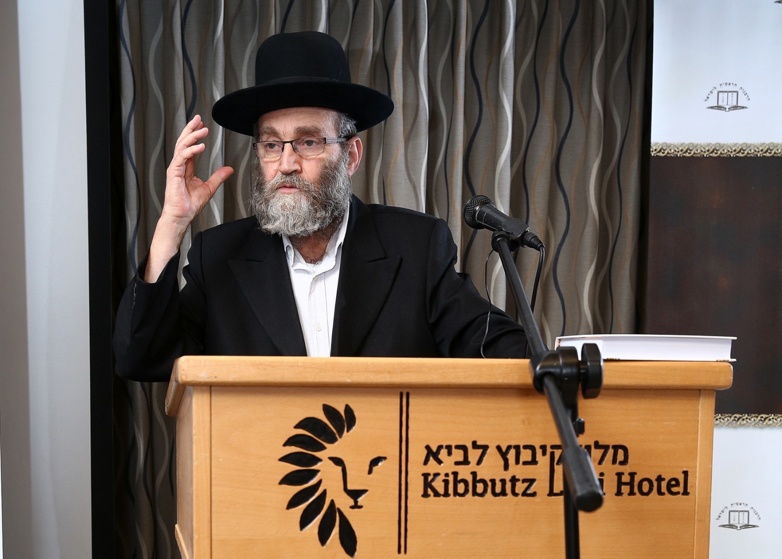 גפני: "עד שישופר שכר רבני ההתיישבות – אעצור את כל דיוני ועדת הכספים" גפני