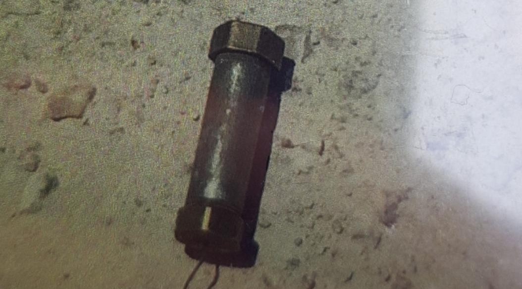 22 מבוקשים נעצרו; מטען הושלך אל מעבר בטחוני מטען צינור
