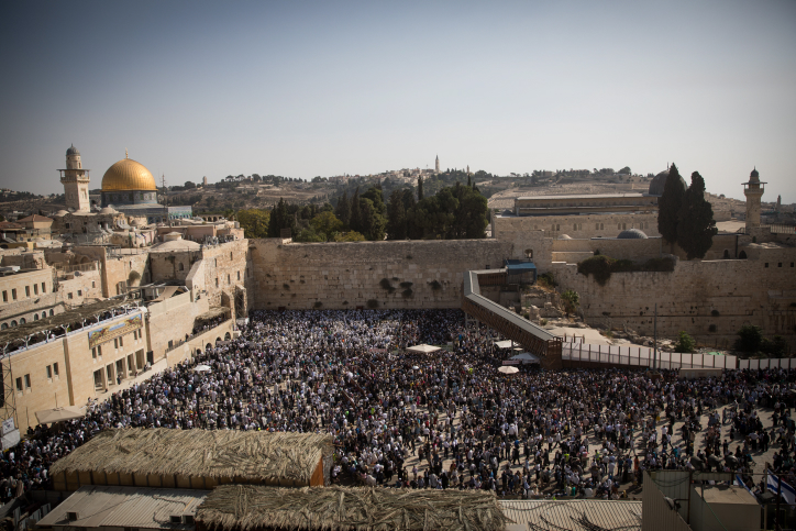 עקב החג המוסלמי: חשש ממחסור של אלפי נהגים לכותל בט' באב הכותל המערבי