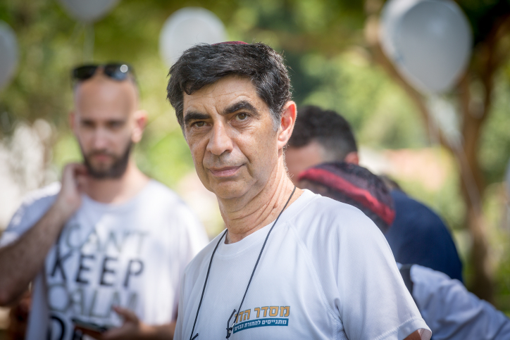 הרמטכ"ל להורי הדר גולדין: "אפשר להחזיר את הבנים תוך שבוע" .