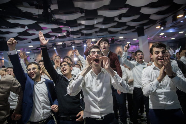 כשצד אחד שמח זה נורא • הרבנית ימימה מזרחי MOSHE LEON