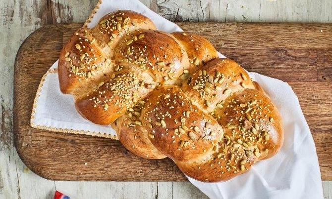 חלה מתוקה ורכה במיוחד ללא שומן מוקשה שמרית - מתכון חלה2