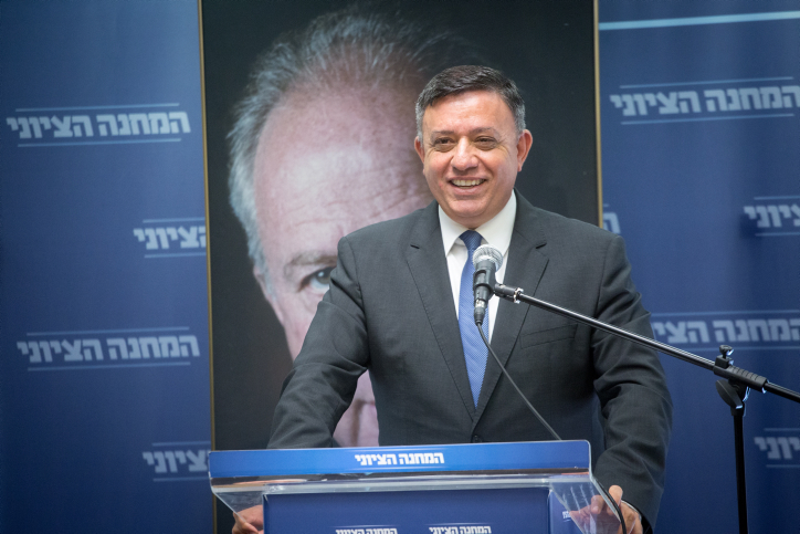 גבאי: "יש לדרוש הטלת סנקציות לא רק על חיזבאללה – גם על לבנון" אבי גבאי