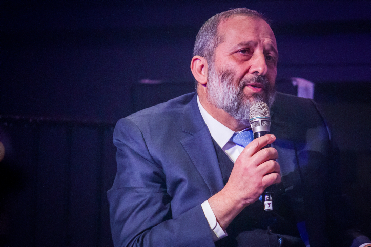 דרעי: "מערכת הבחירות תהיה סביב נתניהו והרדיפה כלפיו" יו"ר ש"ס אריה דרעי