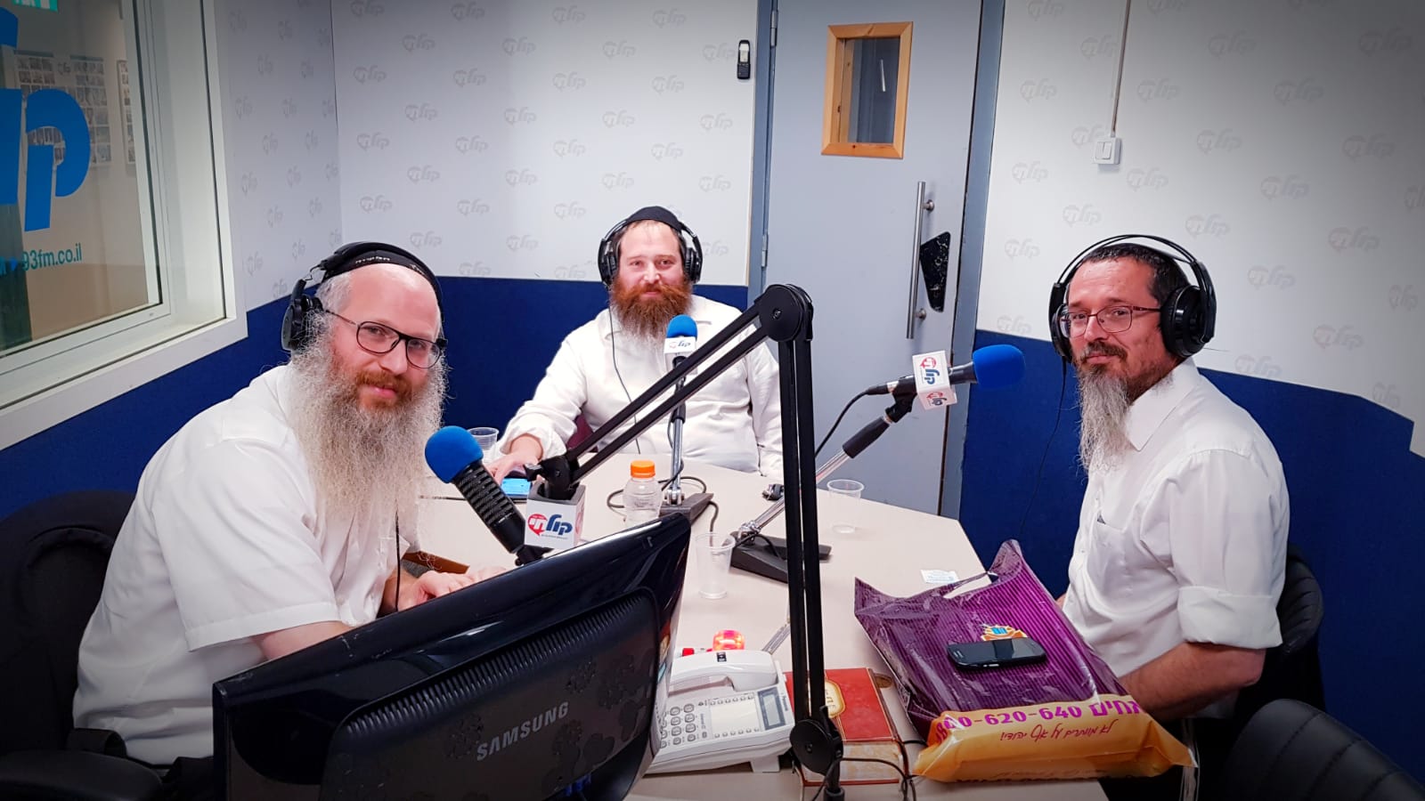 אנשי המהפכה: המסיונר שהפך למחזיר בתשובה • האזינו WhatsApp Image 2018-12-05 at 13.16.45