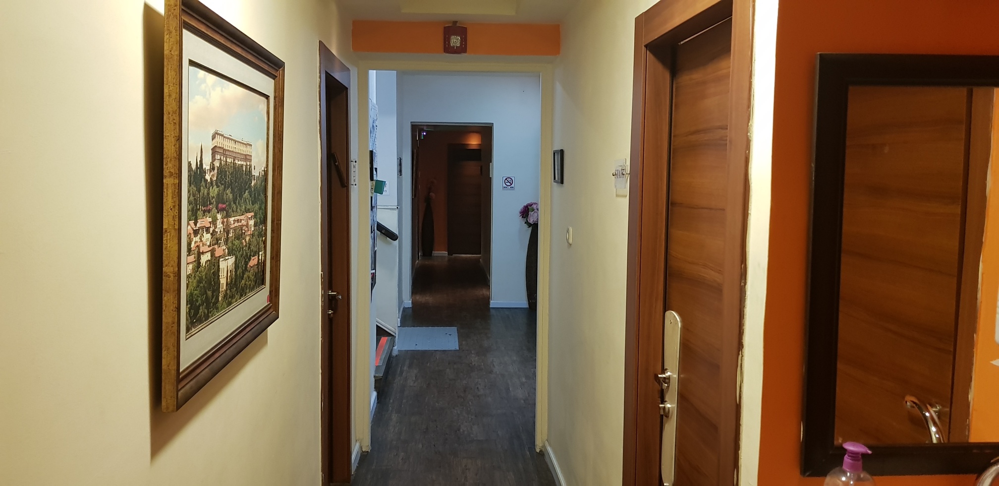 בית קטן בירושלים: מסעדה ומלון קטן למהדרין המלון