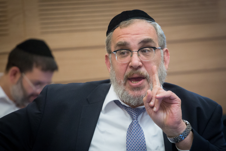 ח"כ אשר: "המטרה שלנו היא שלטון נתניהו עם כיפה שרשום עליה ג" .