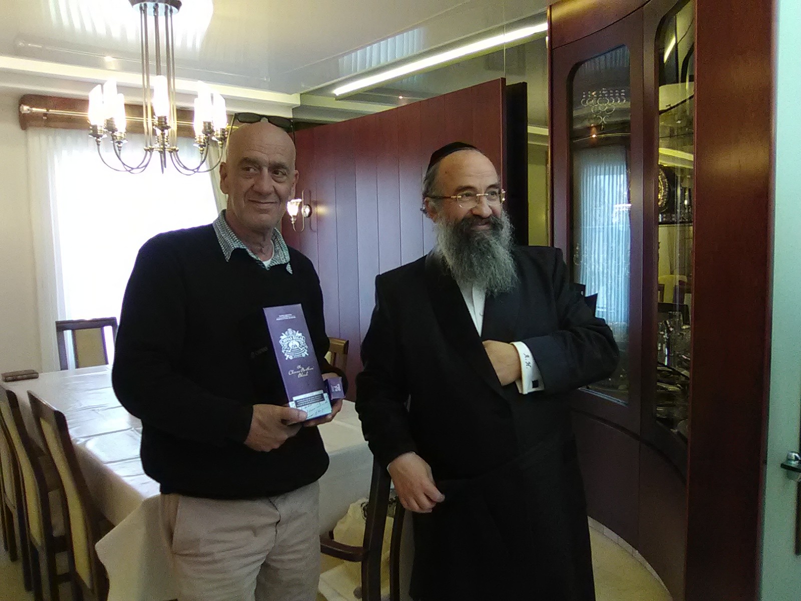 בעיצומו של חג: הנכרי הגיע לבית היהודי וביקש את חלקו IMG_20190423_131020