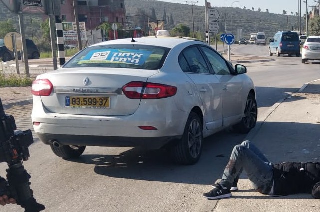 ניסיון הפיגוע: "המחבל קפץ על הרכב וניסה לפתוח אותו" njck nbuyrk
