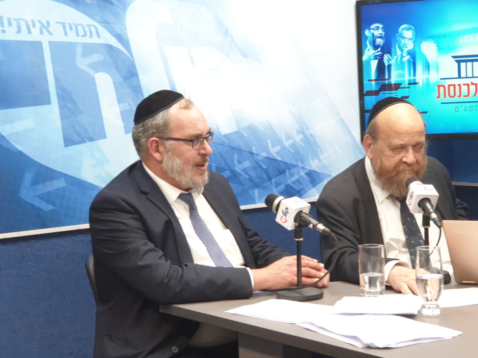 ח"כ אשר: "גנץ יעשה הכל בשביל להיכנס לקואליציית נתניהו" אשר אולפן