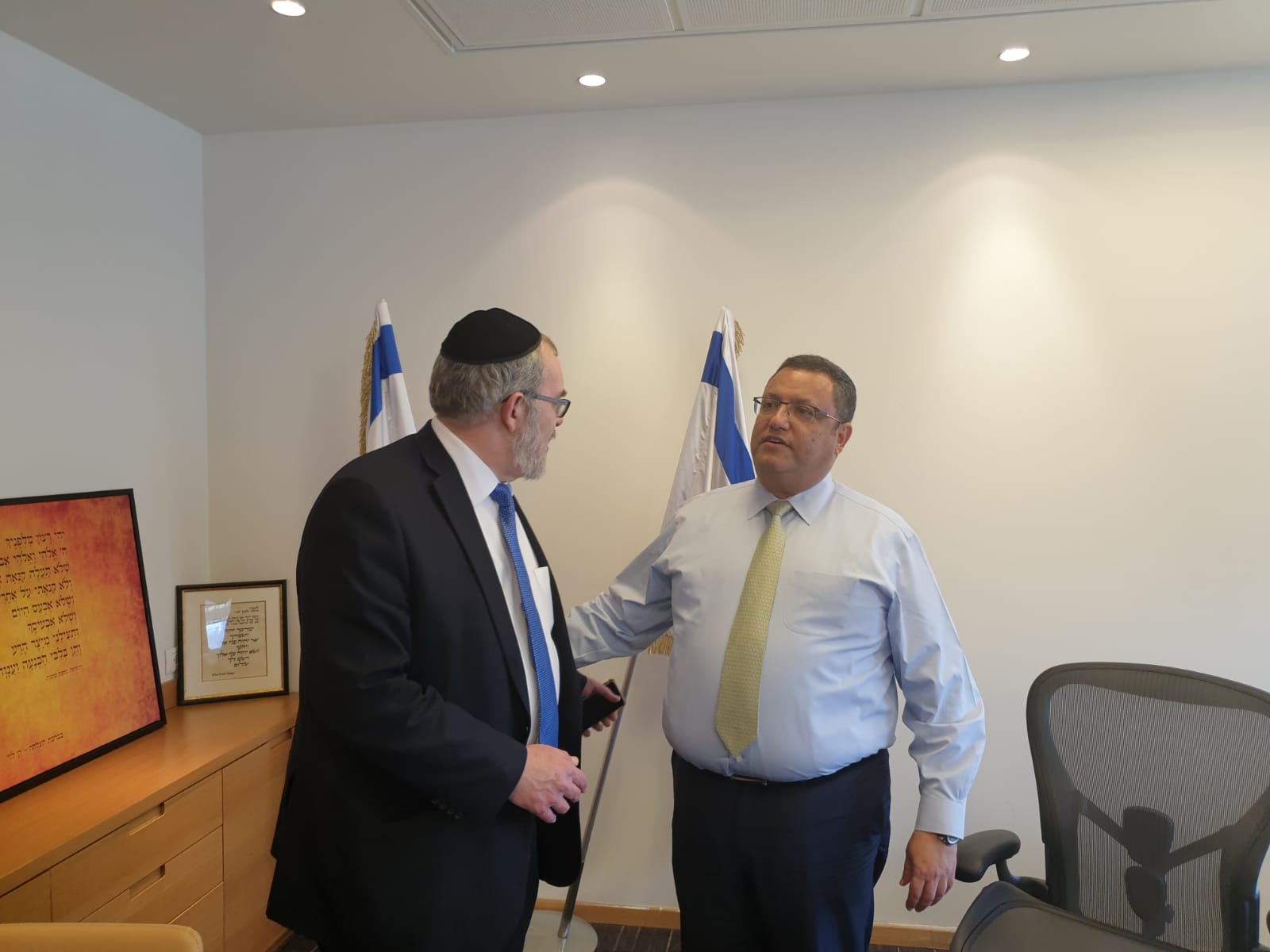 הדרך לקואליציה עוברת בעיריית ירושלים? ליאון אשר