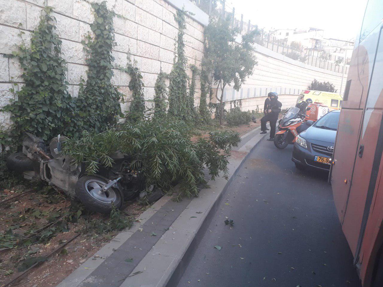 ירושלים: רוכב אופנוע נפצע בתאונה באורח קשה התאונה