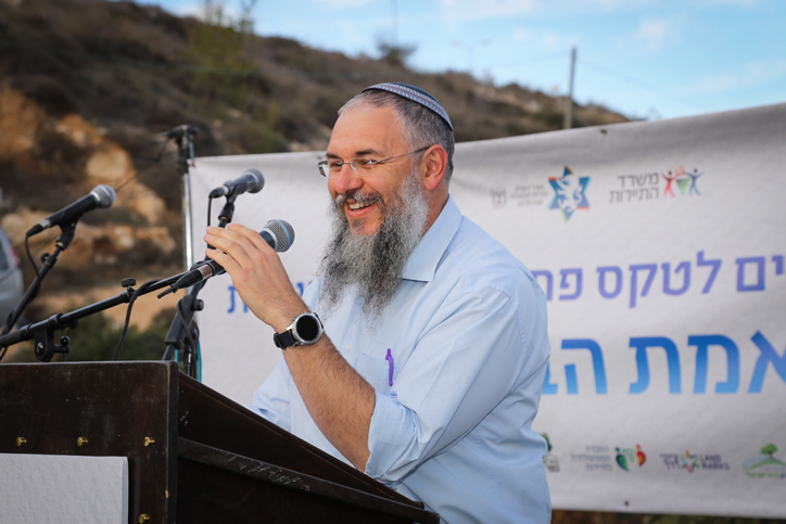 20 אלף מבקרים: פסטיבל הדובדבנים ב'גוש עציון' שלמה נאמן