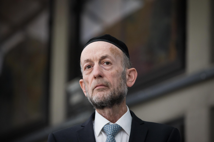 מקלב בריאיון: "יש בהסכם הקואליציוני חוק שמסדיר את כל עניין ההפרדה" אורי מקלב