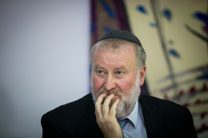 פרופ' אביעד הכהן: "מתחייב מהחוק לתת את הזכות ללמוד בהפרדה" .