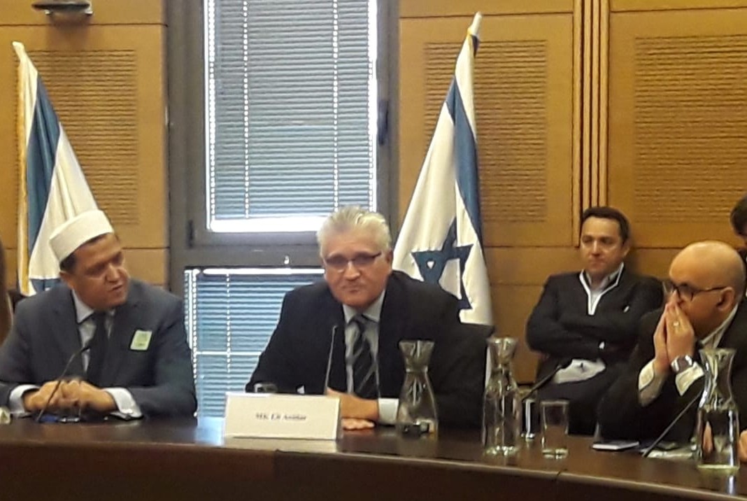 אימאם צרפתי בכיר הופיע בכנסת: "יש הקצנה דתית באירופה כולה" האימאם בכנסת