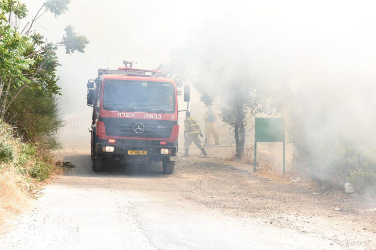 "נלחמים בכלים גדולים": הושגה שליטה על השריפה בוואדי ליפתא photo_2019-06-19_14-24-26