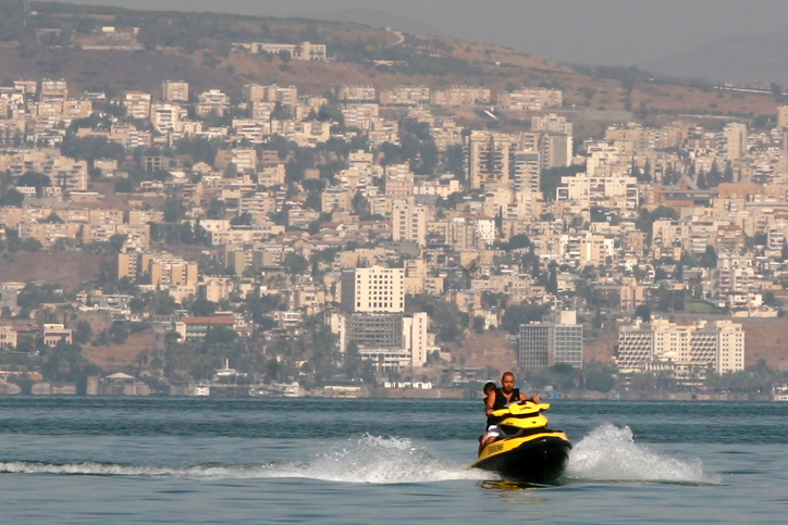 זהירות סחף: שלושה שייטים והמציל נסחפו לתוך הכינרת וחולצו הכינרת. אילוסטרציה
