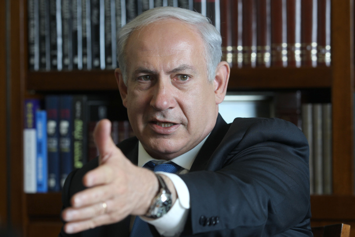נתניהו במפגש עם עולי רוסיה: ליברמן הודיע בעברית שימליץ על גנץ .