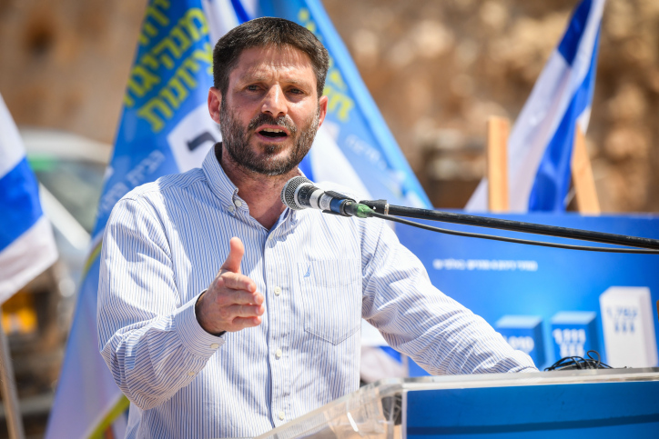 הקרב 02 • סמוטריץ': "שירות נשים פוגע בצבא"; נתניהו: "תורם לביטחון" MIDEAST ISRAEL ELECTIONS