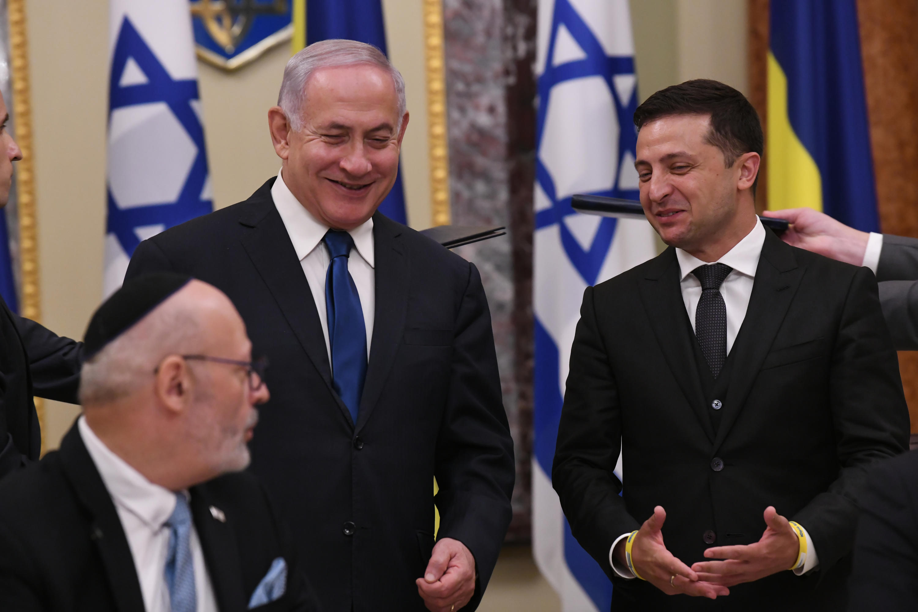 נתניהו בשיחות סגורות: מוכן לממשלה רחבה רק עם השותפות הטבעיות נתניהו בקייב